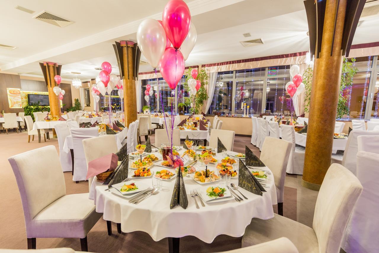 Hotel Restauracja Teczowa Luban Dış mekan fotoğraf