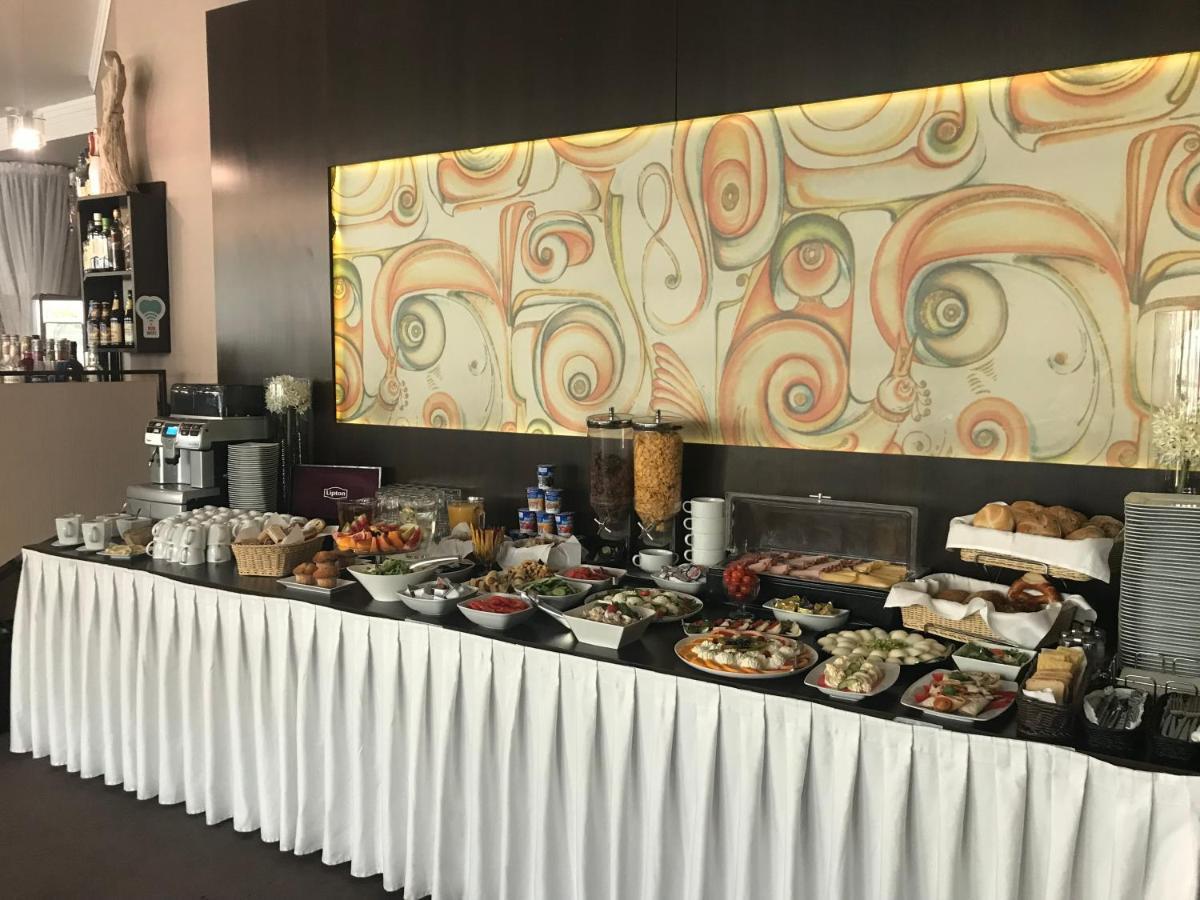 Hotel Restauracja Teczowa Luban Dış mekan fotoğraf